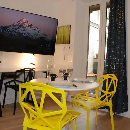 Apartment Avec Terrasse, Thermal, Parc Ste Marie *