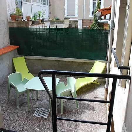 Avec Terrasse, Thermal, Parc Ste Marie Apartment *